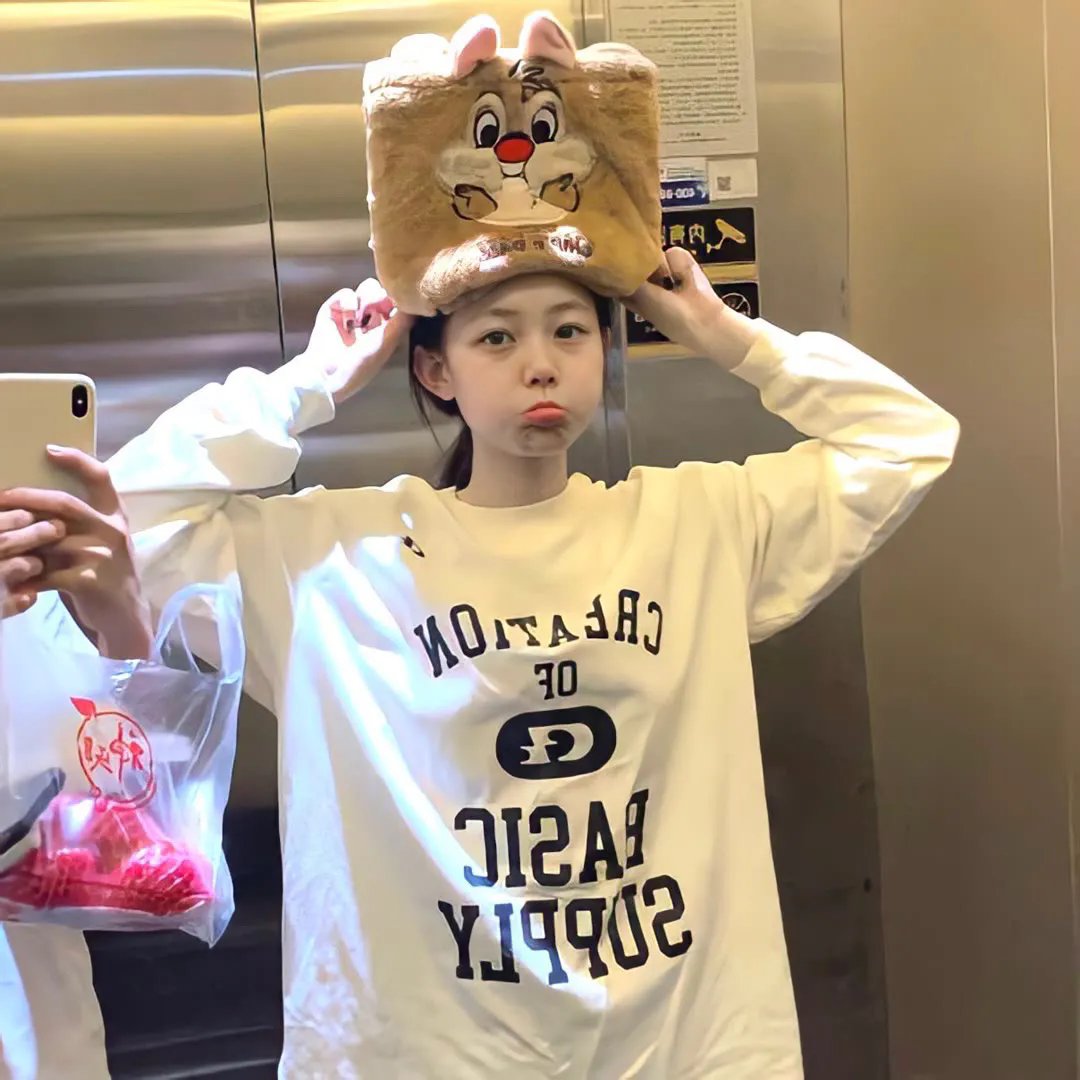 穿越当天，世子爷要以身相许